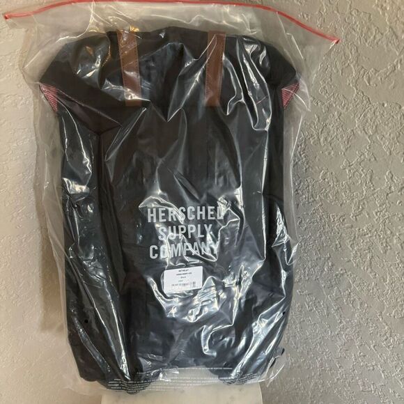 Herschel Supply Co.‎ "Retreat' Little America Backpack, Black\Brown NWT - Picture 8 of 16
